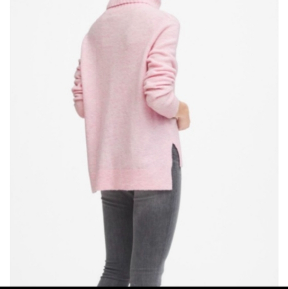 Banana republic red aire yarn turtleneck sweater - Picture 15 of 15